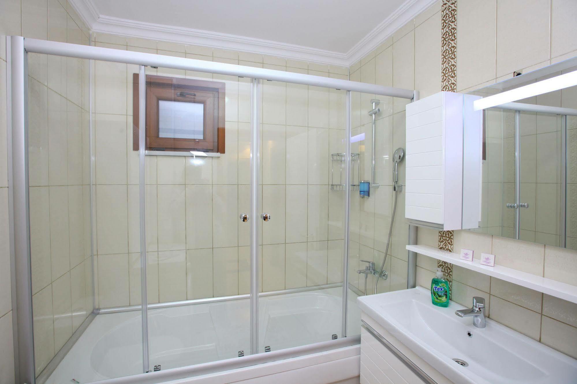 Ugur Termal Residence Buitenkant foto